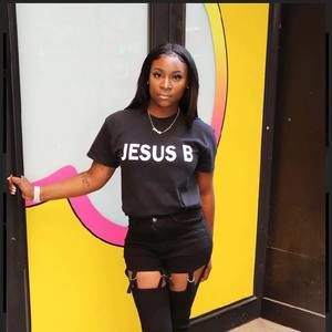 Meet your Posher, Brianna